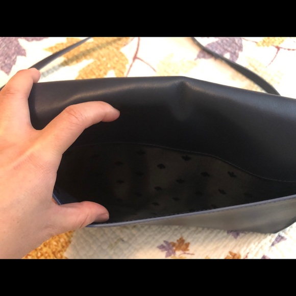 🔥🌟HOST PICK🌟🔥Authentic Kate Spade Leather Bag - “2 IN 1” Crossbody & Clutch - Picture 7 of 16